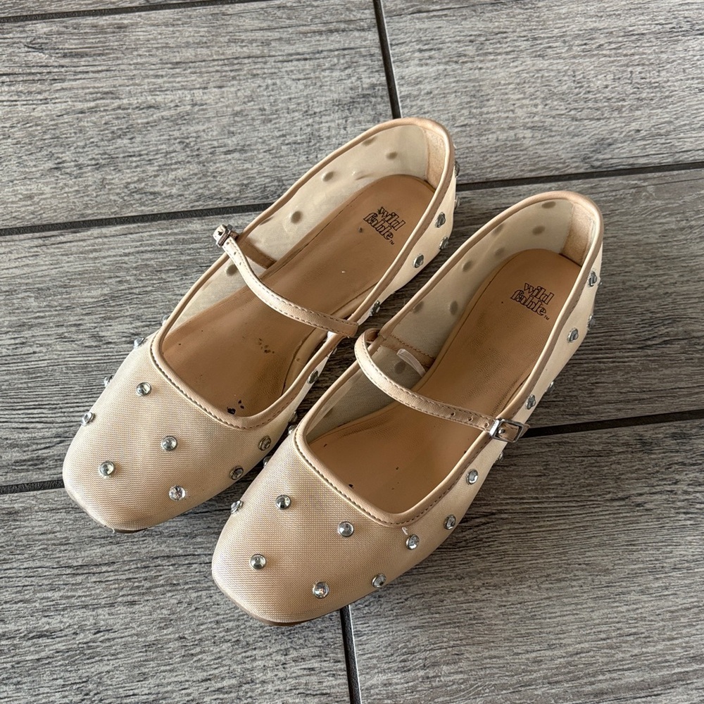 Wild Fable Cream Flats with Silver Studs